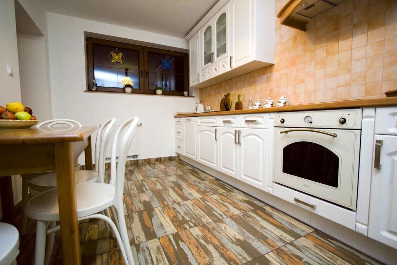 Agroturystyka Pod Jablonia Kazimierz Dolny Buitenkant foto